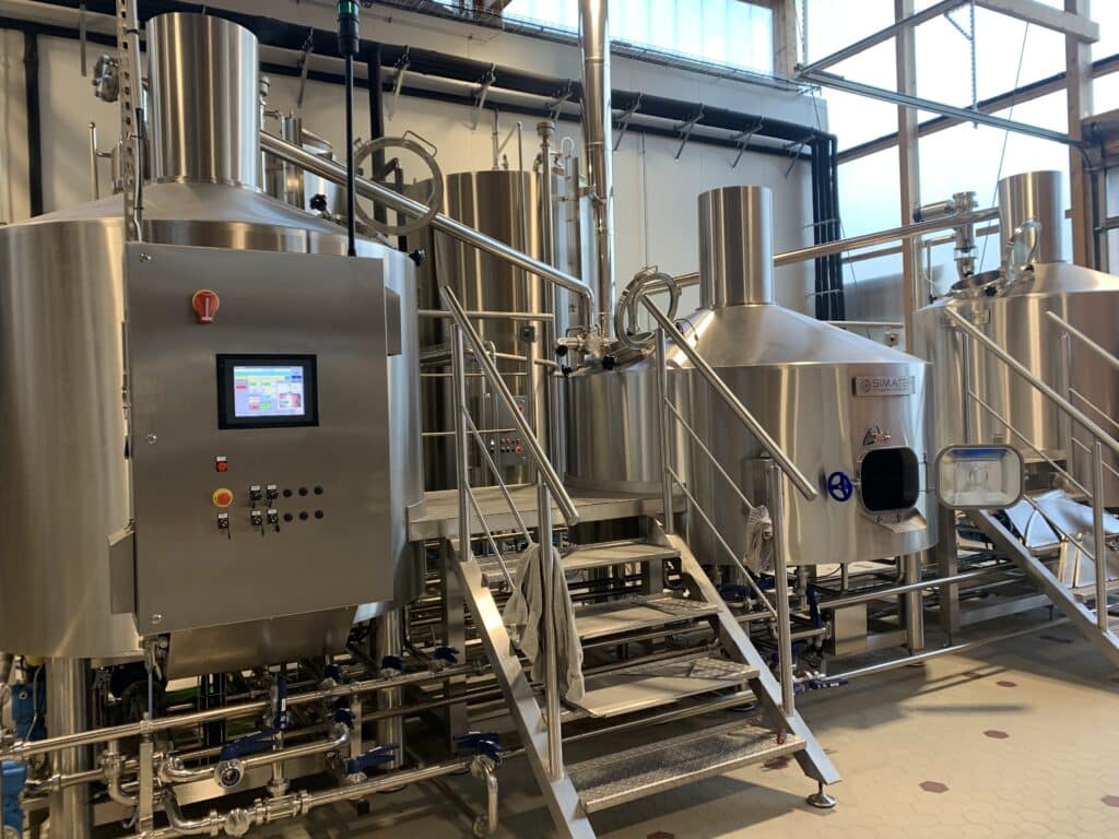 Les Funambules JUMAG